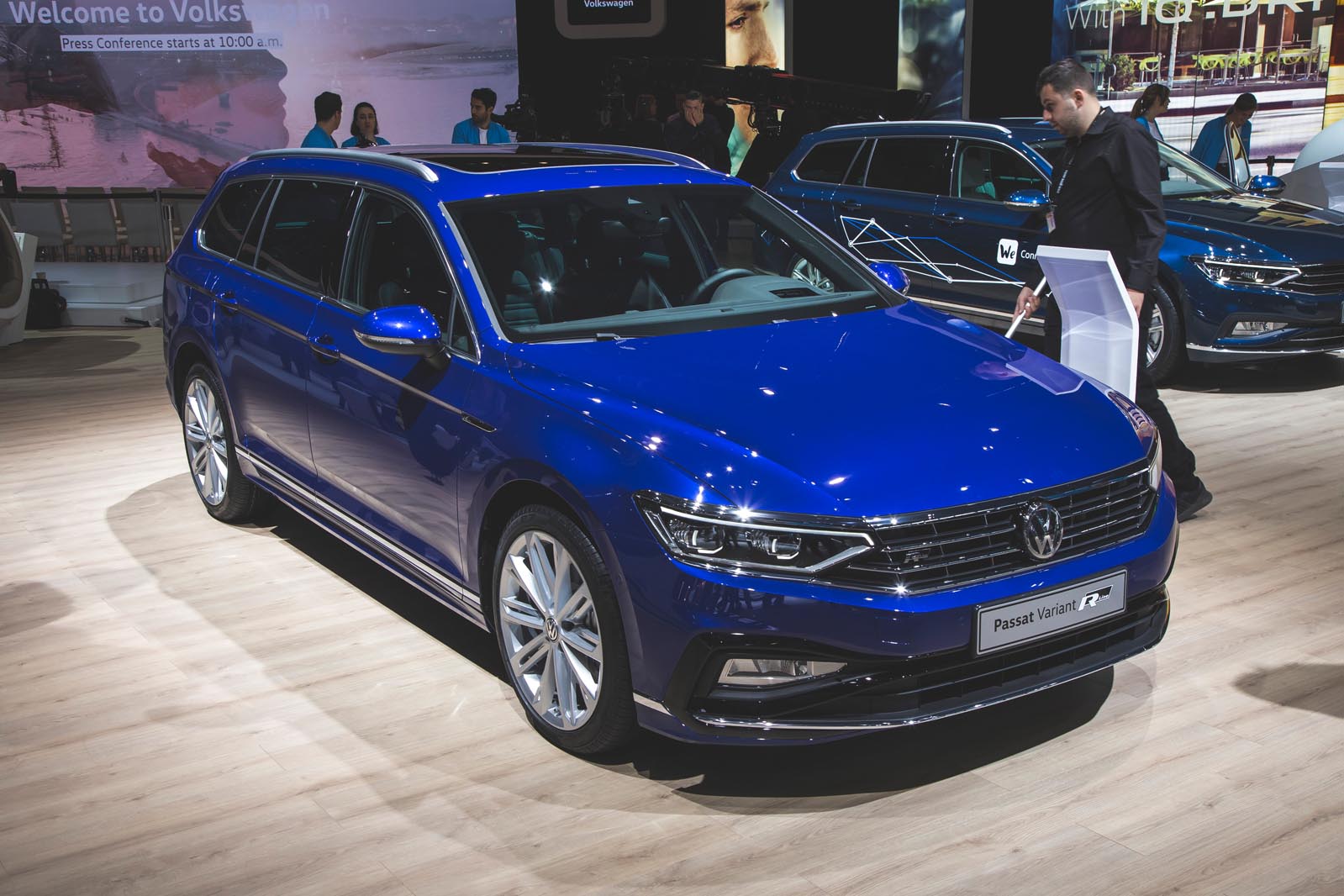 volkswagen-reveals-limited-edition-sporty-passat-estate-autocar