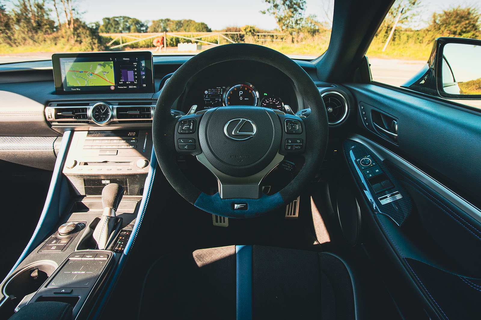 Lexus RCF Ultimate 2024 dash 37