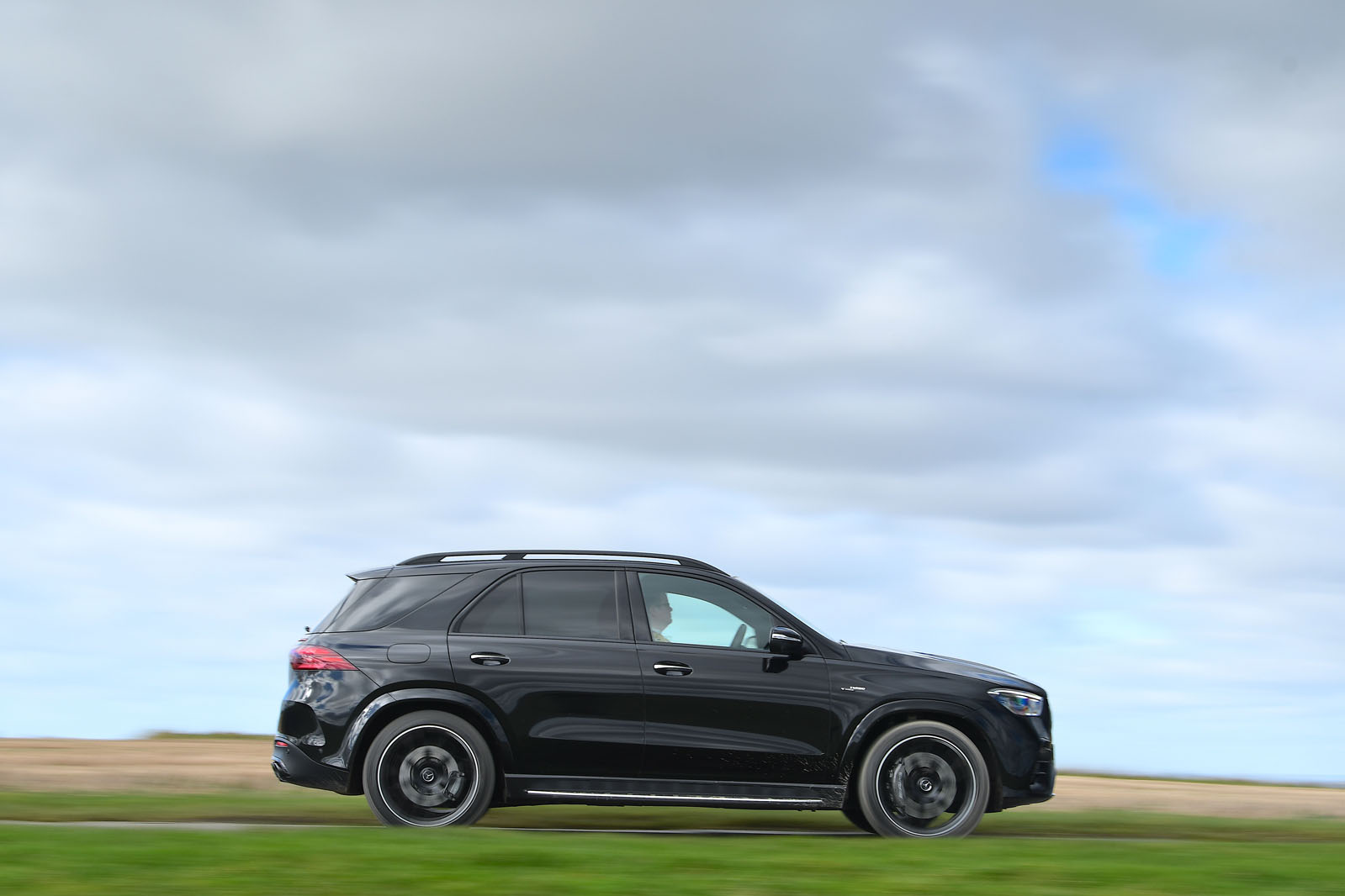 Merc GLE 53 AMG Turbo Hybrid 2025 Review pan wide 8193