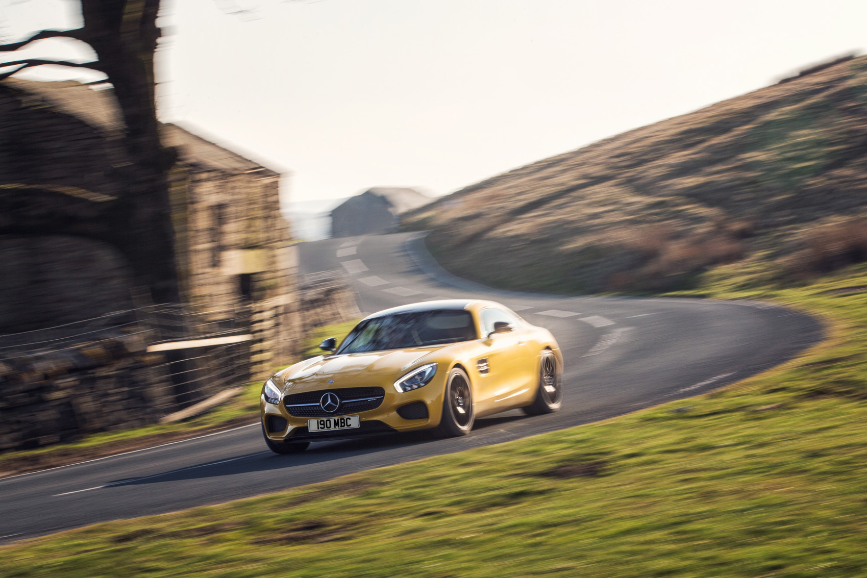 Mercedes-AMG GT S cornering