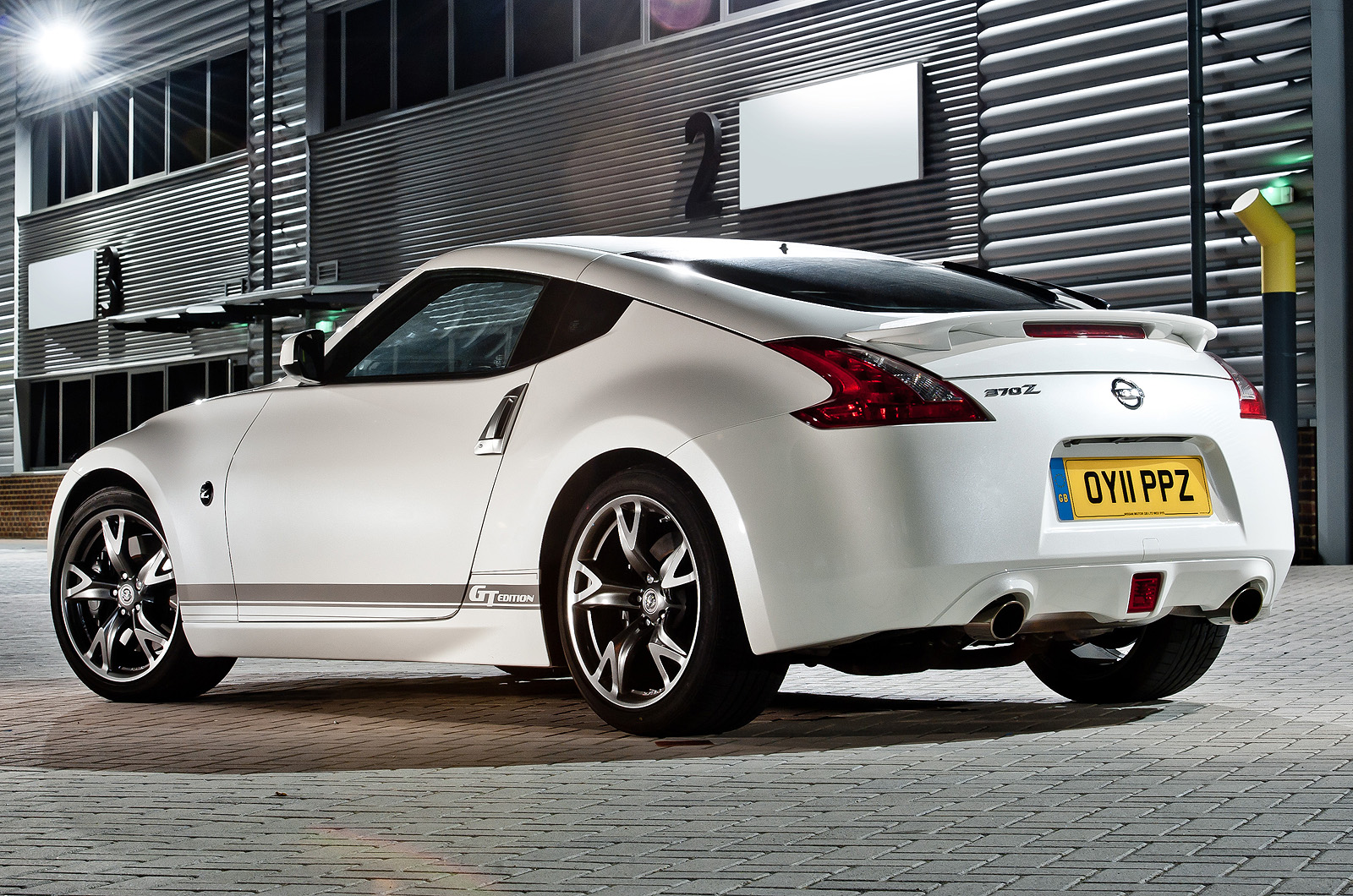 nissan 370z gt edition