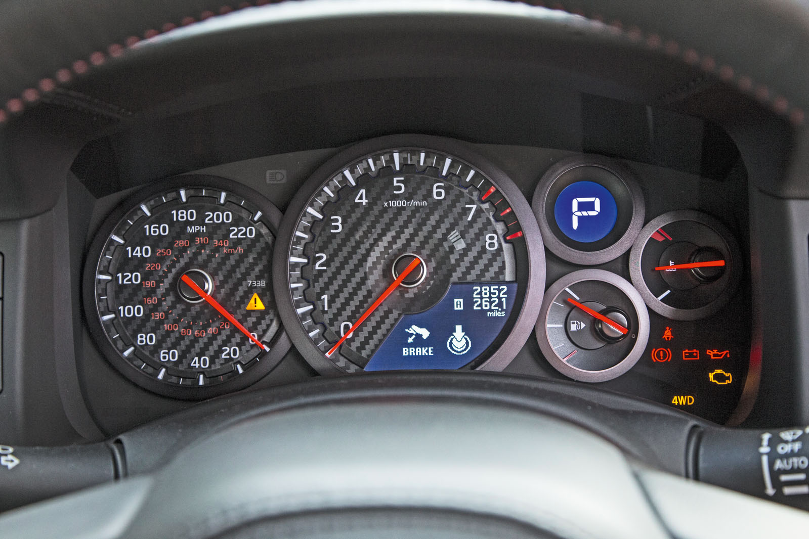 meter nissan gtr