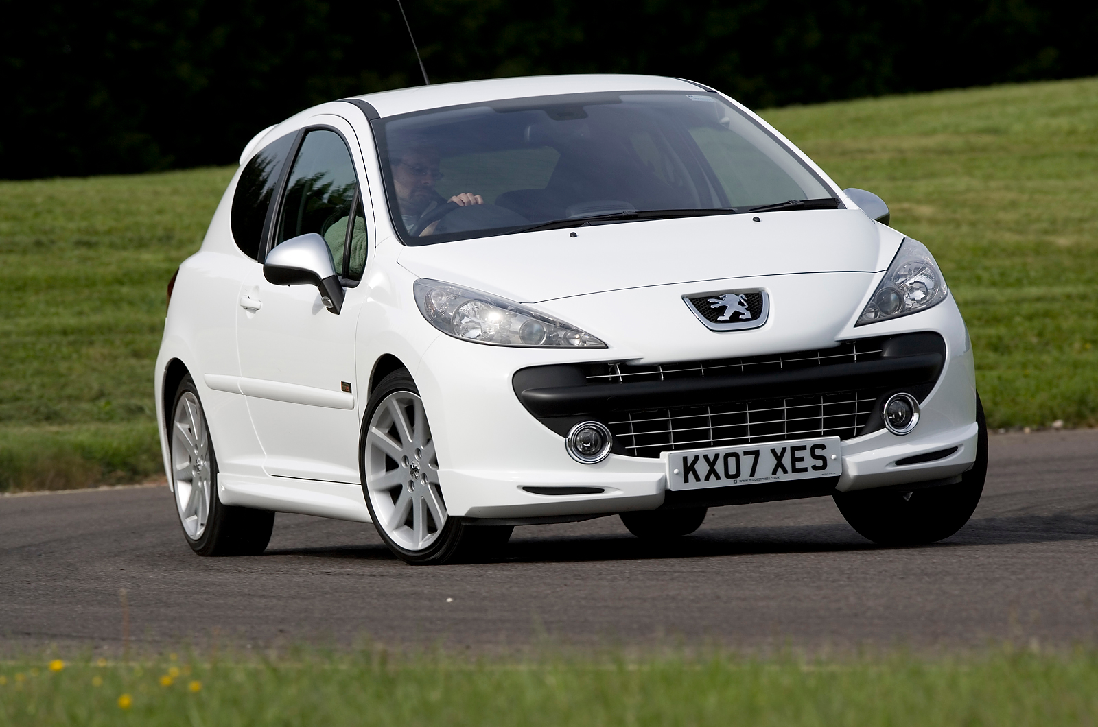 Peugeot 207 CC (2010 - 2014) review