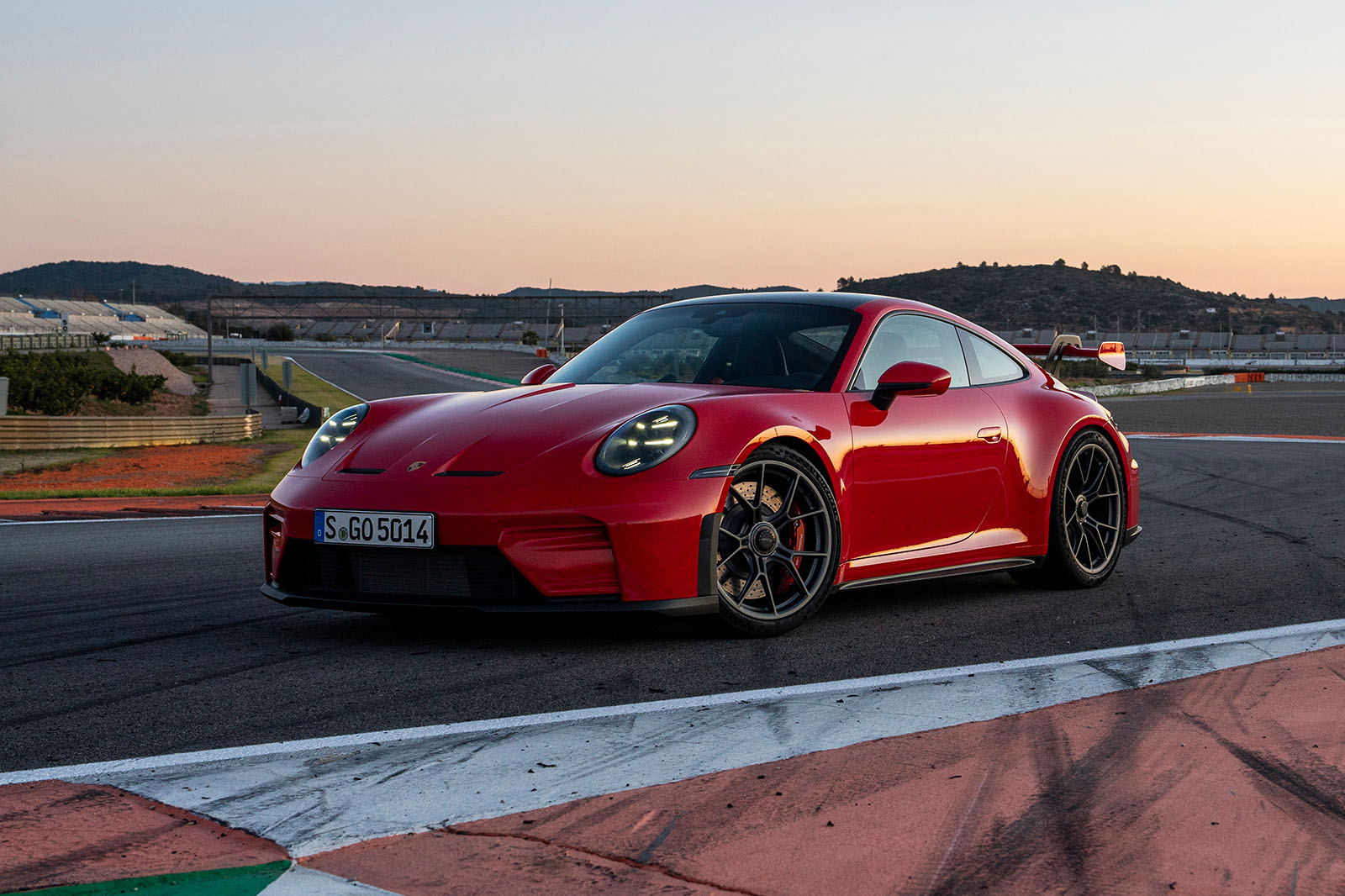 Porsche 911 GT3 review 2024 023 front static