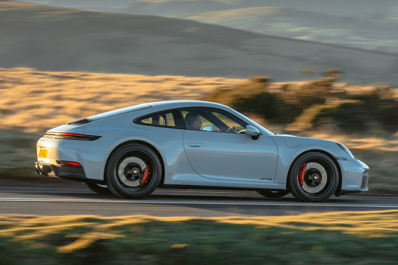 Porsche 911 GTS reveiw 2025 002