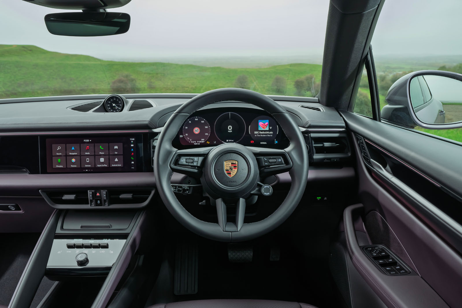 Porsche Macan 4 2024 review dash 1196