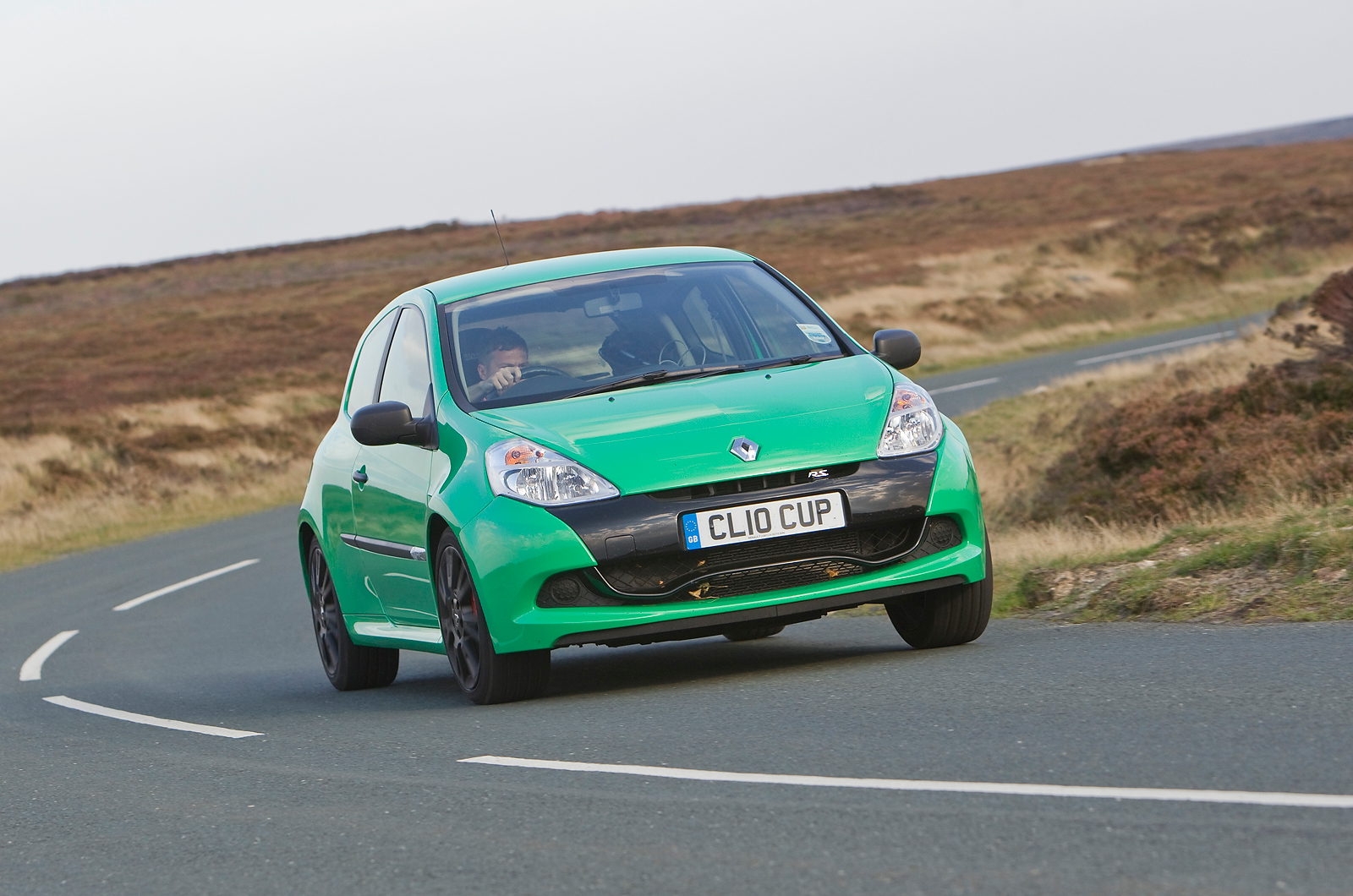 Used Renault Clio Renaultsport 2006-2012 review