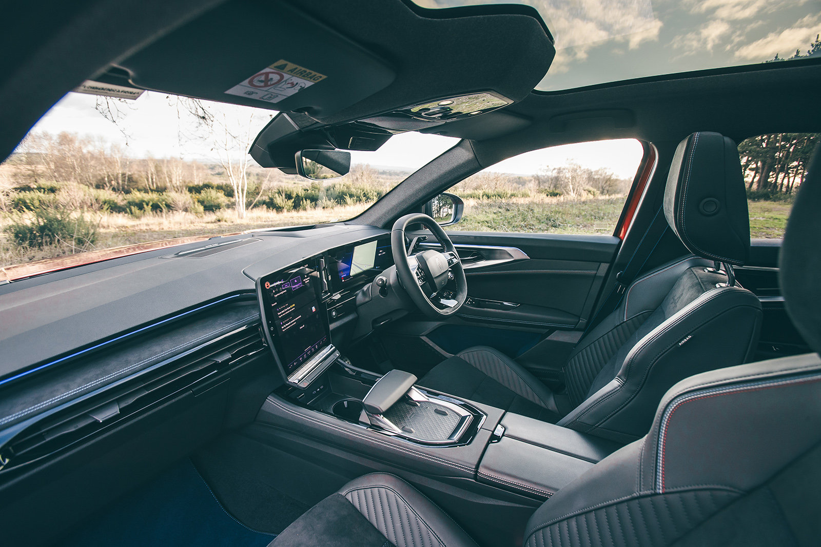 renault rafale interior front