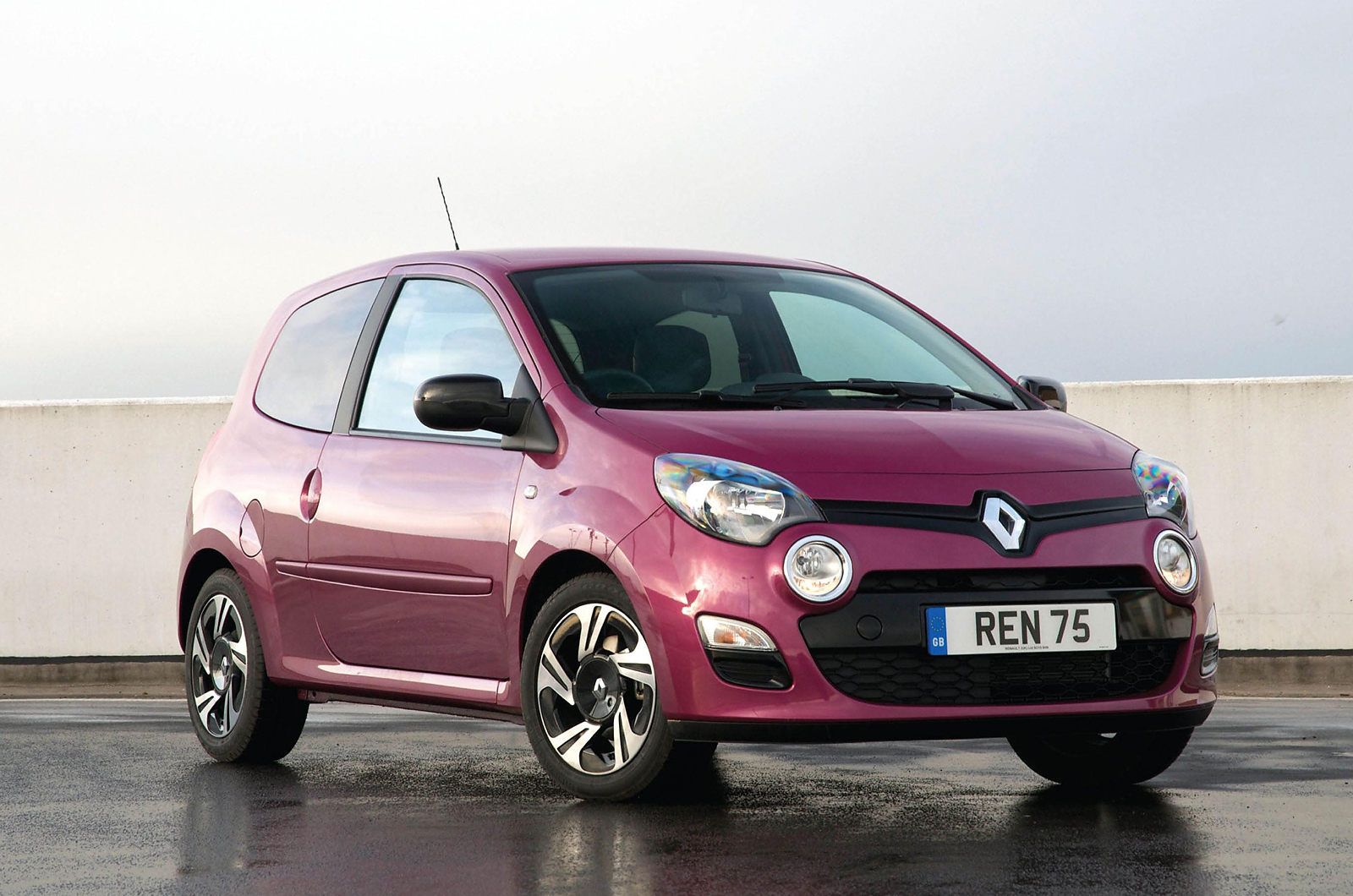 Renault Twingo GT review - prices, specs and 0-60 time