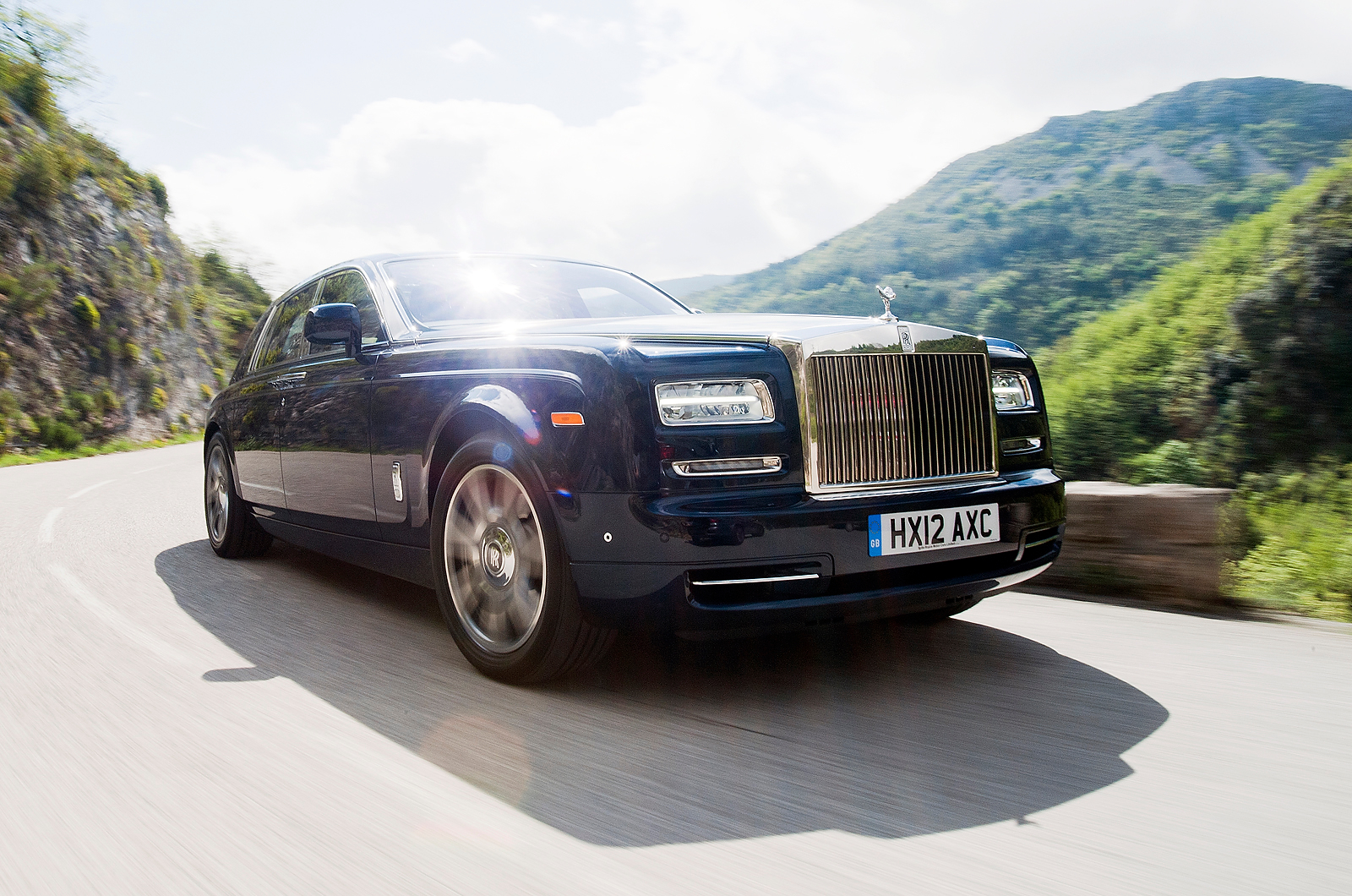 2013 Rolls-Royce Phantom Review & Ratings