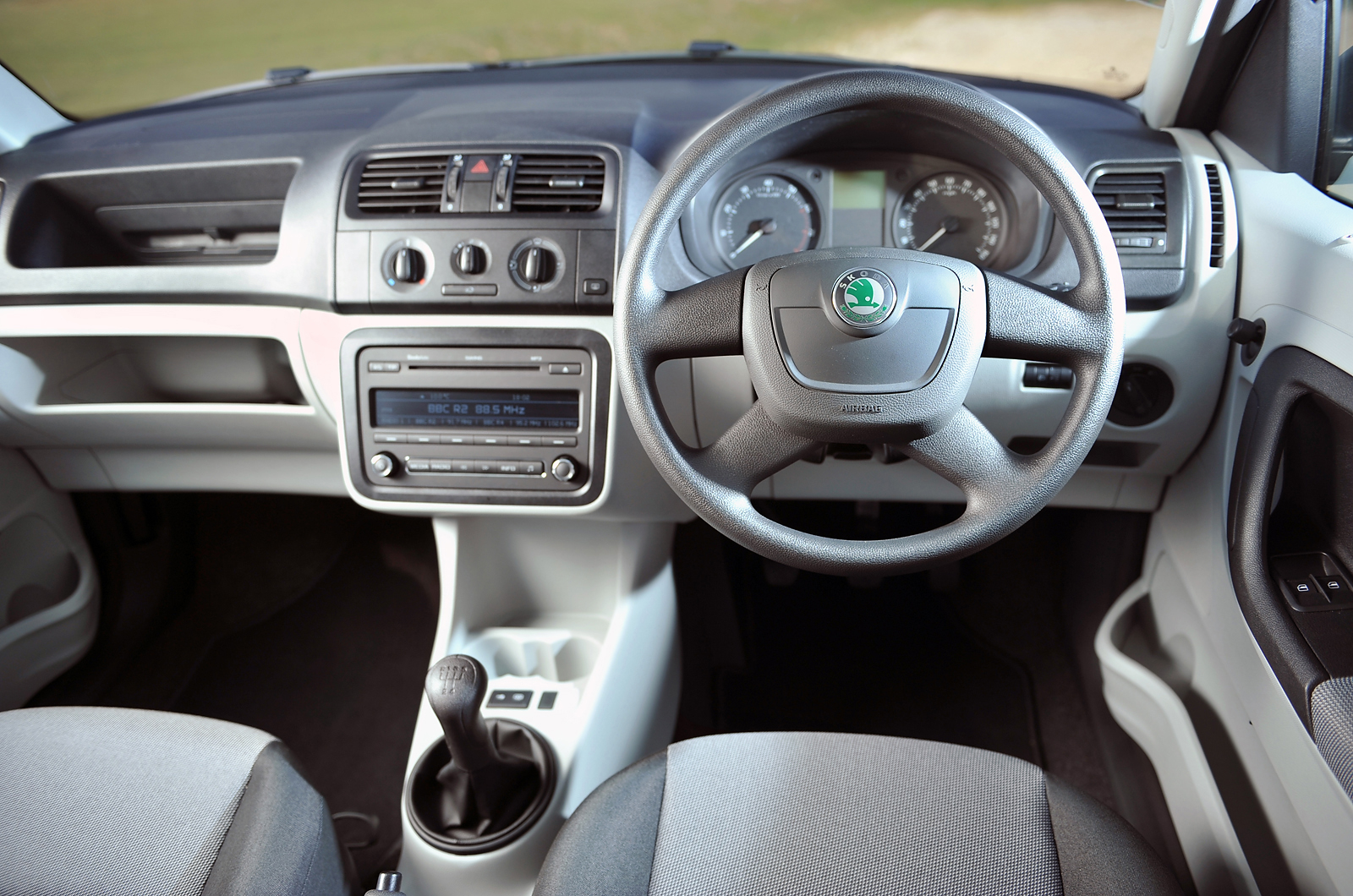Used Skoda Roomster Hatchback (2006 - 2015) interior
