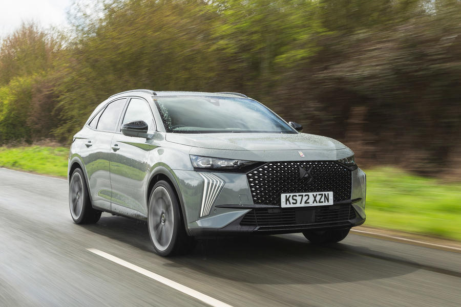 MG HS: Facelifted Mitsubishi Outlander rival here in 2023, The Northern  Daily Leader