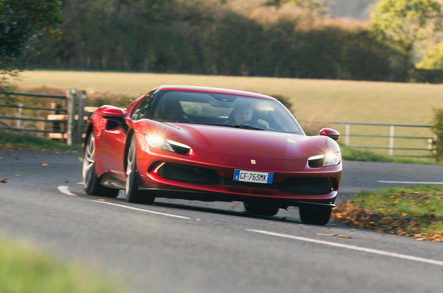 1 Ferrari 296 gtb rt 2023 lead 1