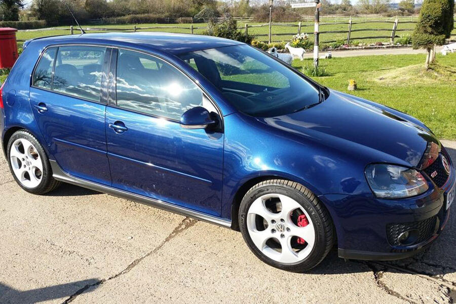 1 Volkswagen golf gti static front