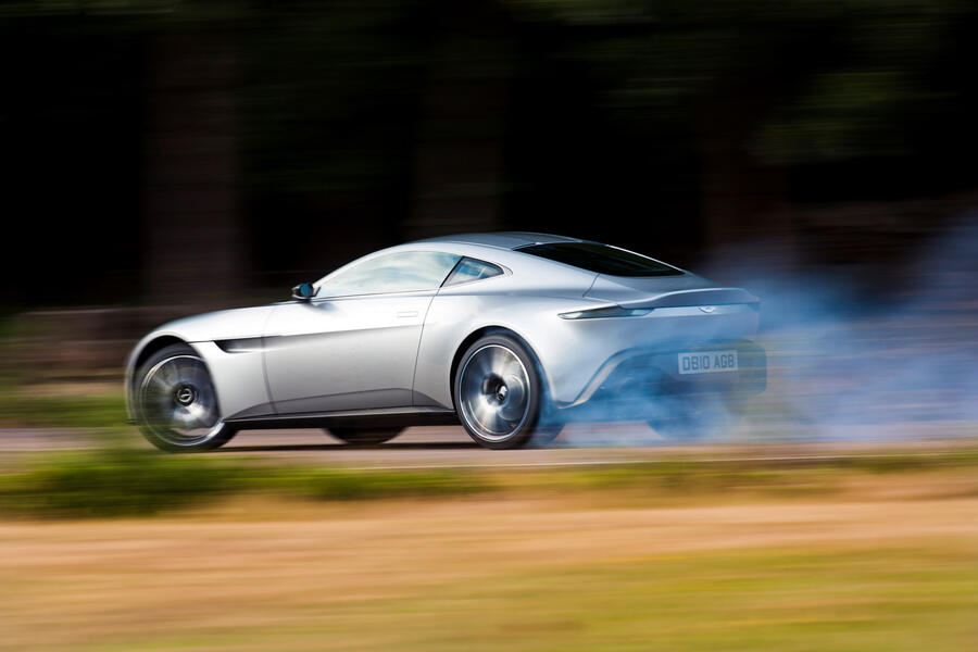 16 Aston martin db10