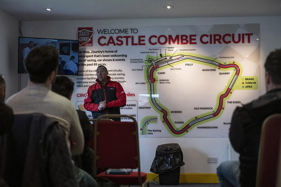 17-castle-combe-circuit.jpg?itok=nFYa9tc3