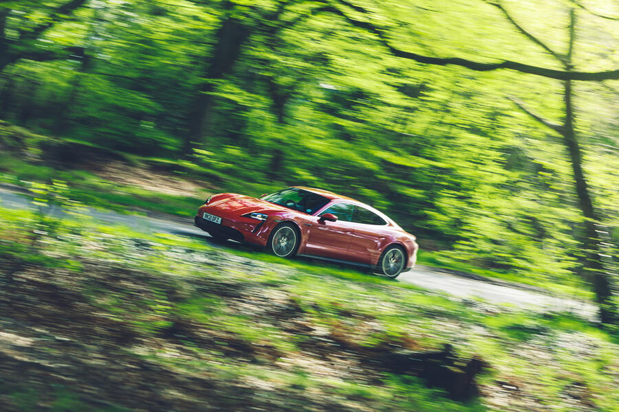 17 Porsche taycan ne250 roadtrip 2021 day 1 35