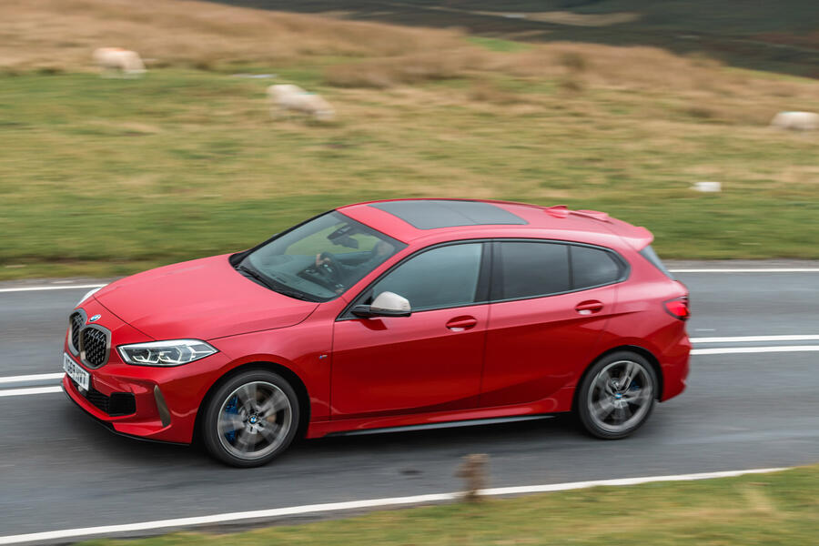 28 Bmw m135i 2019 hero side