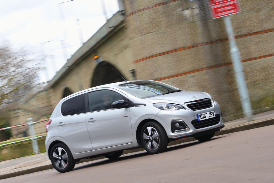 4 City car