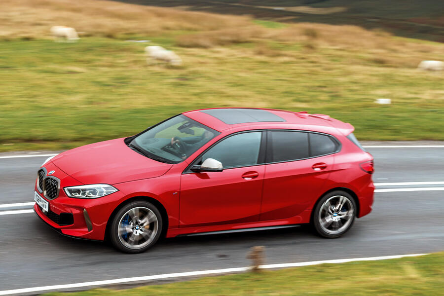 5 Bmw m135i 2019 hero side