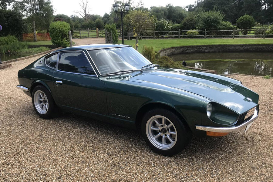 5 Datsun 240z front