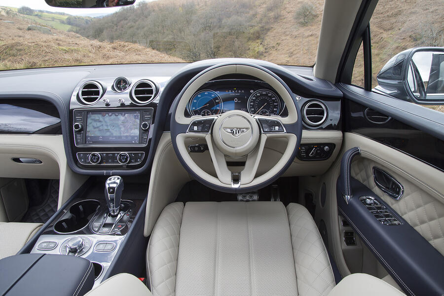 6-bentley-bentayga-hybrid-2020-uk-fd-dashboard.jpg?itok=pCYbKPBR