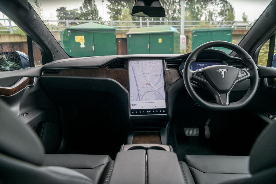 Range of store tesla x