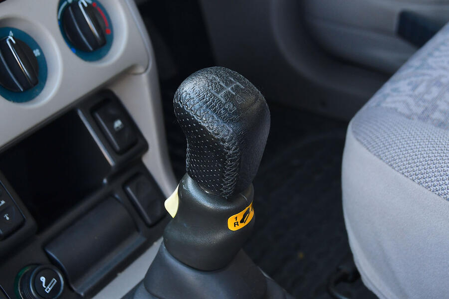 Freelander 1 on sale gear knob