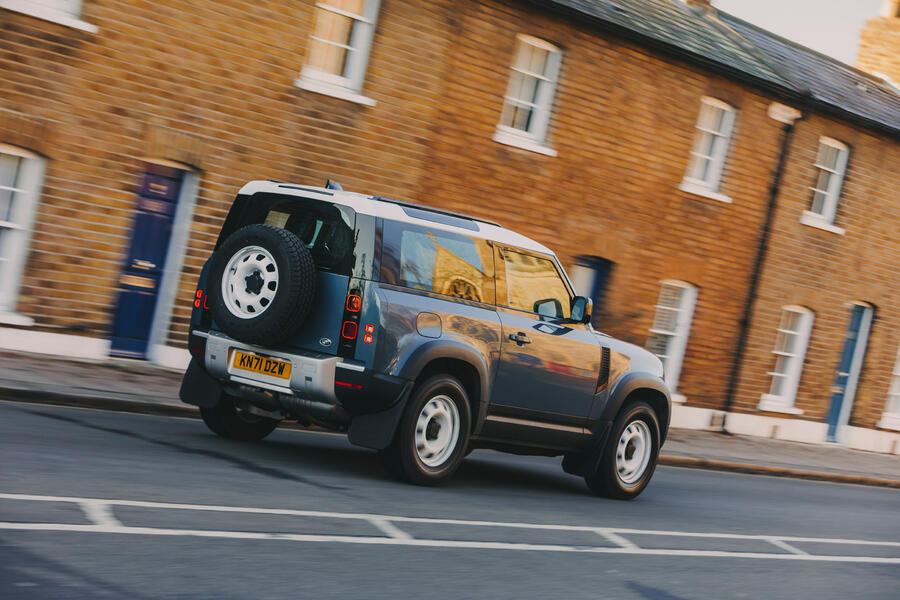 بررسی بلند مدت Land Rover Defender 90 2022