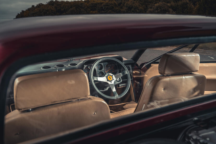 91 Ferrari 365 gt4 bb