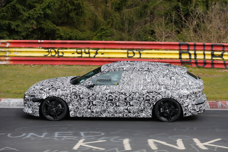 Audi a5 camouflaged side tracking