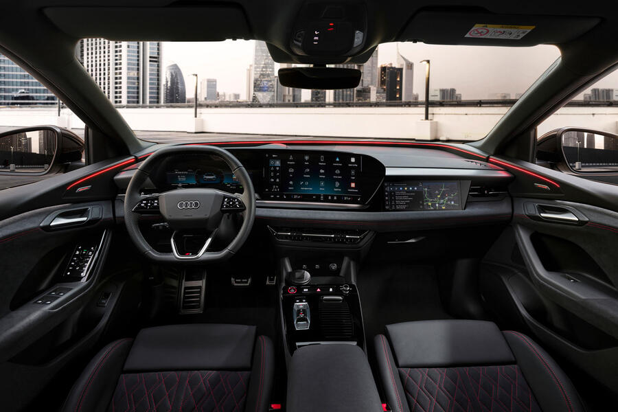 Audi SQ6 E-tron dashboard