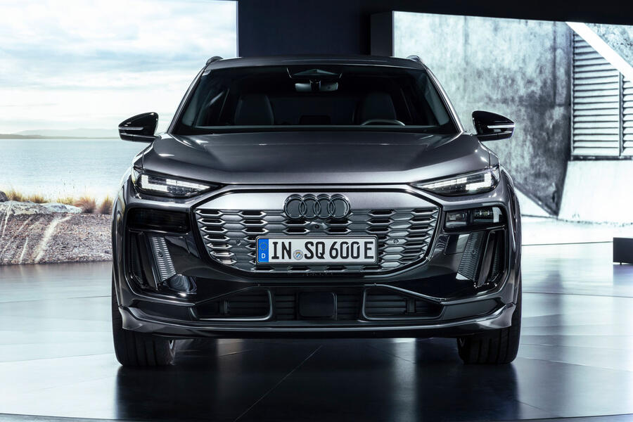 Audi SQ6 E-Tron front