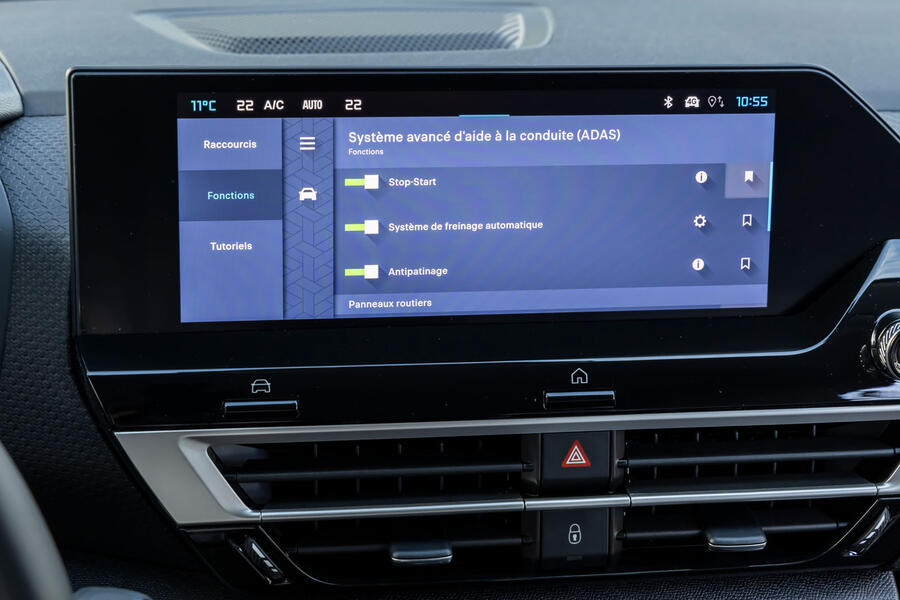 citroen c4 review 2025 010 infotainment 0