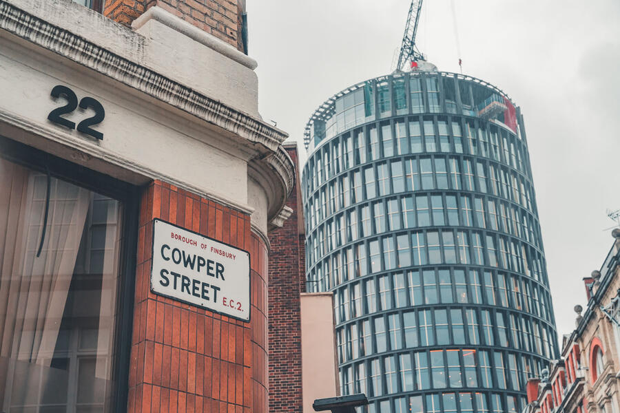 Cowper Street sign