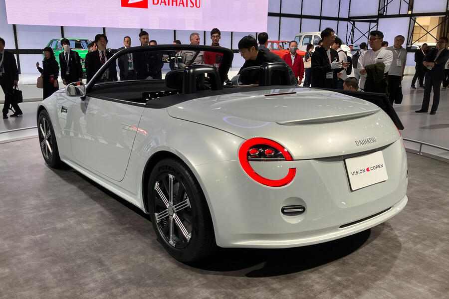 Daihatsu Vision Copen concept rear quarter