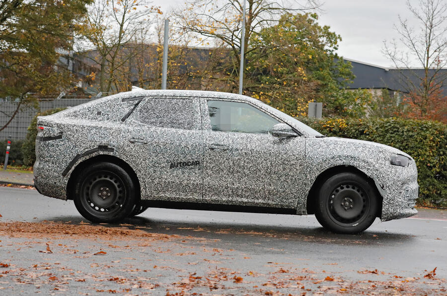 New 2024 Ford Capri Electric Crossover Spotted For The First Time   Ford Capri Prototype Spy Shots 41 