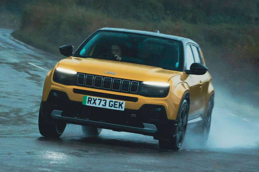 Jeep Avenger driving  front