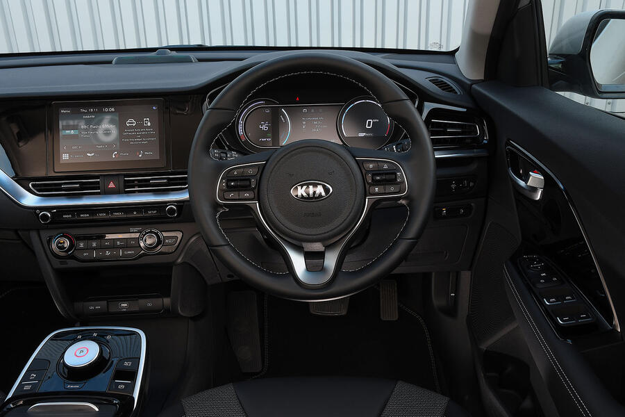 Nearly New Buying Guide: Kia E-niro 