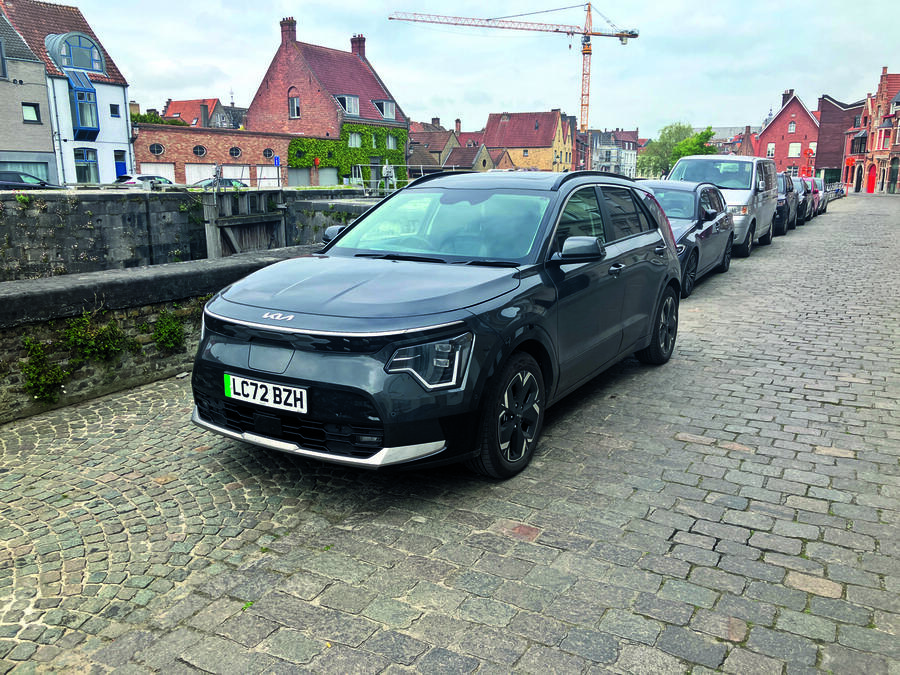 Kia niro ev parked in bruges