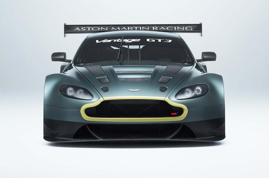 Aston martin online race car