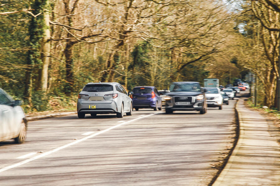 M25 diversion traffic flowing