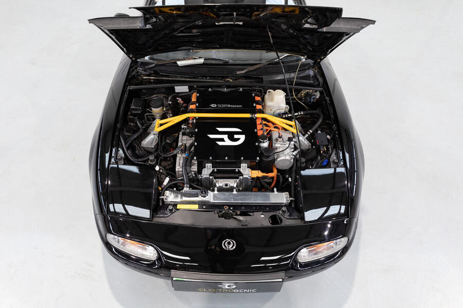 Electrogenic MX-5 â€“ engine bay