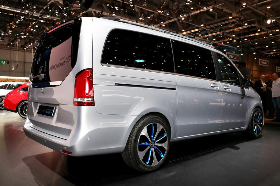 Mercedes concept eqv geneva 4