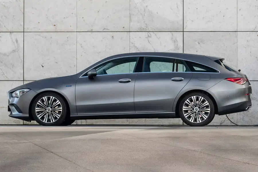 Mercedes eq cla and gla official 4