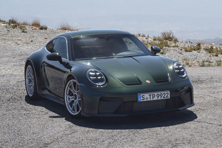 porsche 911 gt3 touring 2025 front