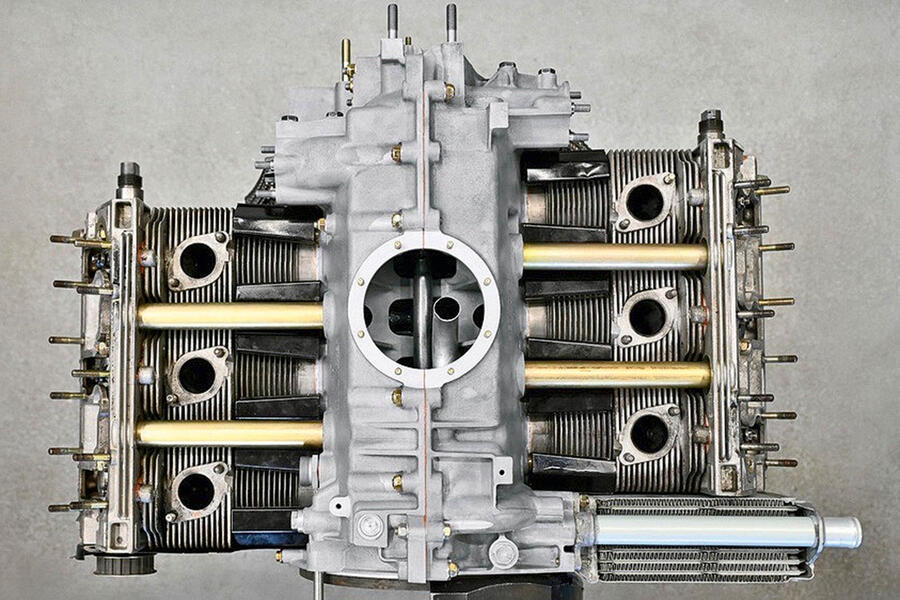 porsche_crankcases.jpg?itok=UTcKoYhJ