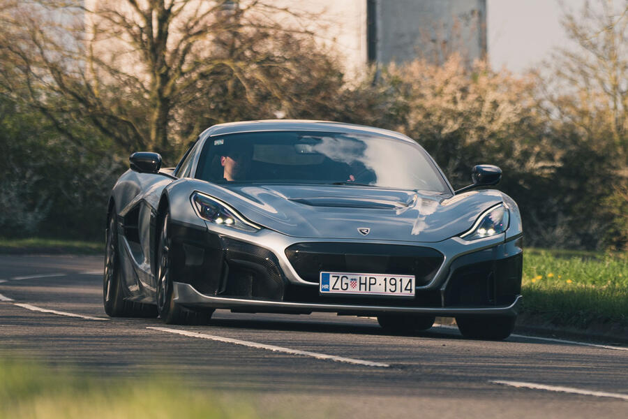 Rimac Nevera â€“ front tracking