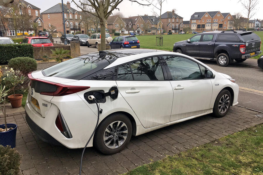 Plug in deals prius electric range