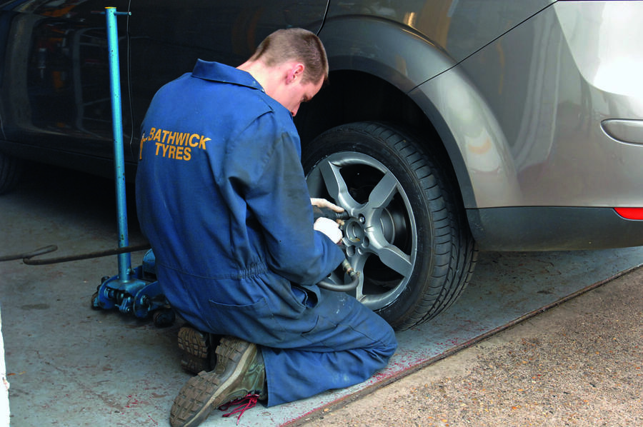 Tyres 142